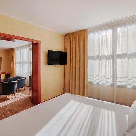 Ξενοδοχείο Nh Pontevecchio 4*