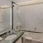 Ξενοδοχείο Nh Pontevecchio 4*