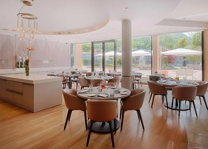 Hotell Nh Pontevecchio