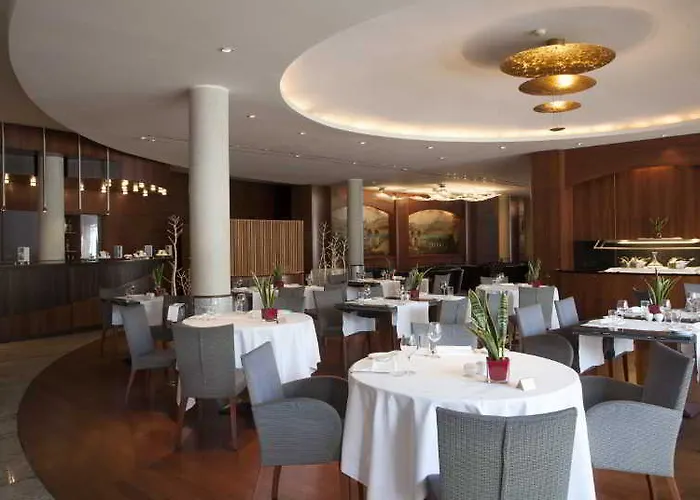 Nh Pontevecchio 4* Лекко