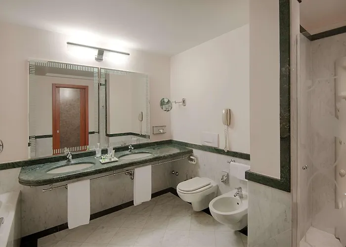 Nh Pontevecchio Hotel