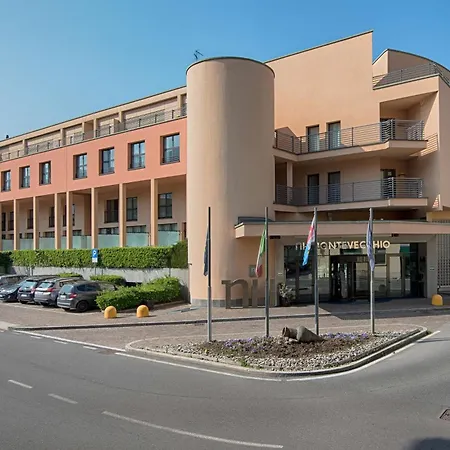 Otel Nh Pontevecchio 4*