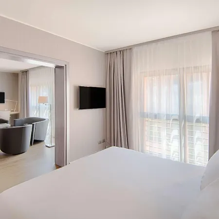 Otel Nh Pontevecchio Lecco